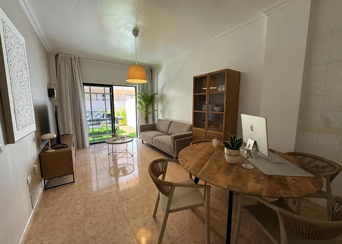 Luminoso Con Terraza Lägenhet *