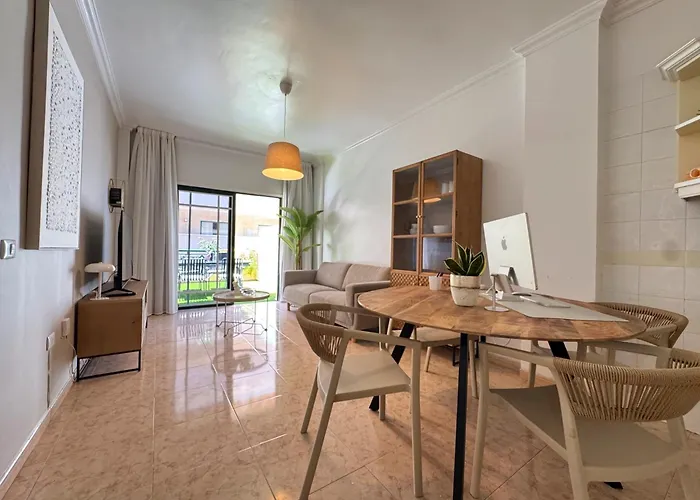 Apartamento Luminoso Con Terraza