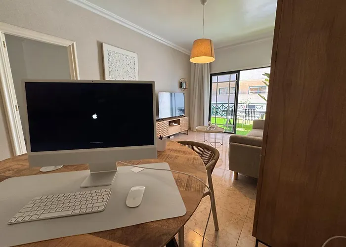 Apartamento Luminoso Con Terraza *